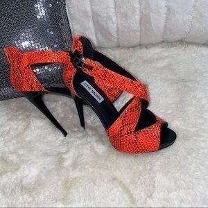 Steve Madden Banocka orange snake print stiletto